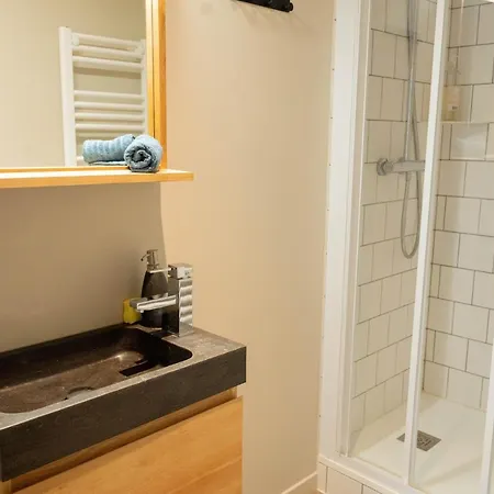 Ropartz Au Pied Du Metro Apartment